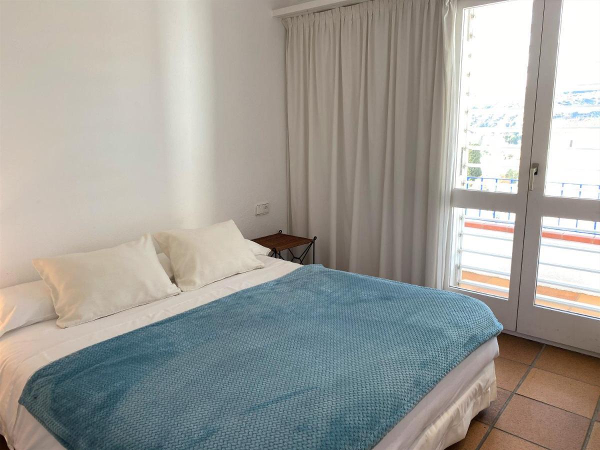 Matilla - Apartamento Con Parquin Cadaques Luaran gambar